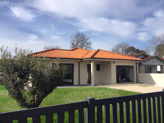 Maison de plain pied à Biganos en Gironde
